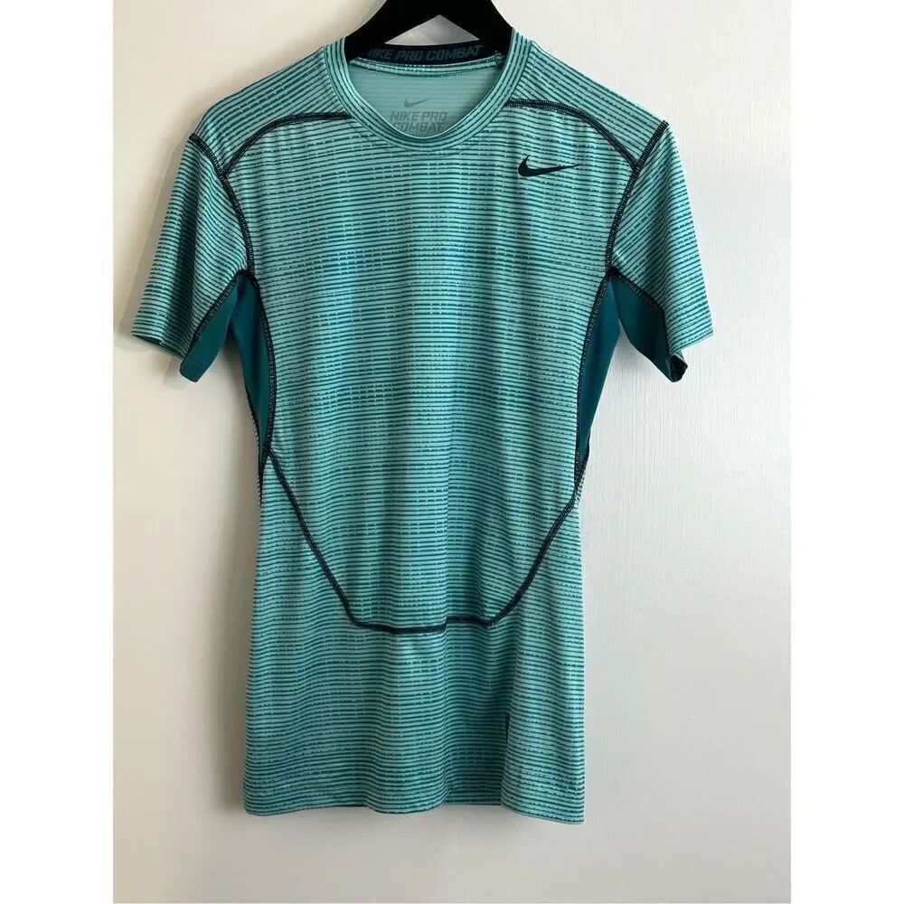 Nike Pro Combat size M dri-fit fit compression shirt